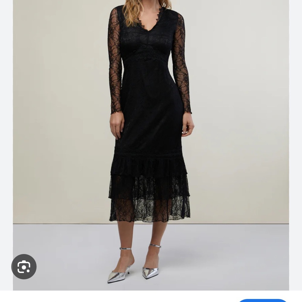 Rachel Parcel Lace Tiered Midi dress